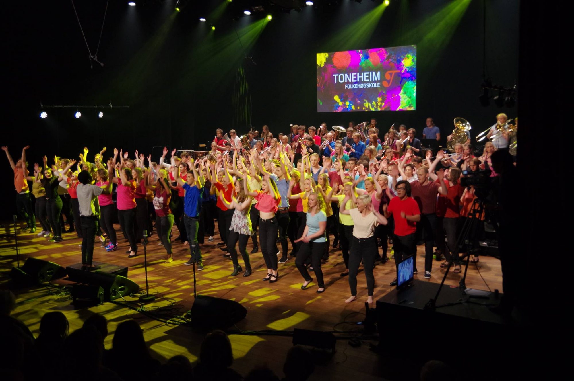 Felles konsert og danse forestilling på Toneheim folkehøgskole